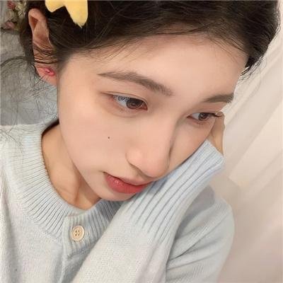山茶花飘零